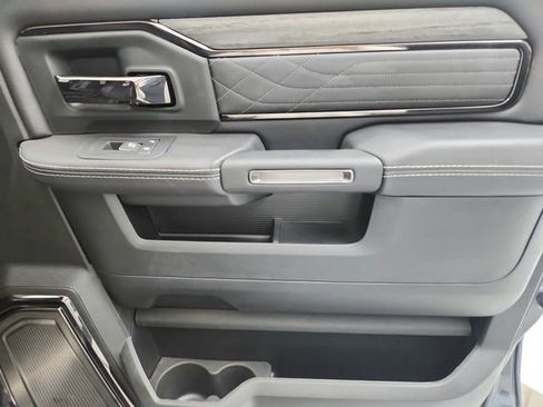 New 2025 RAM 2500 Limited image 41