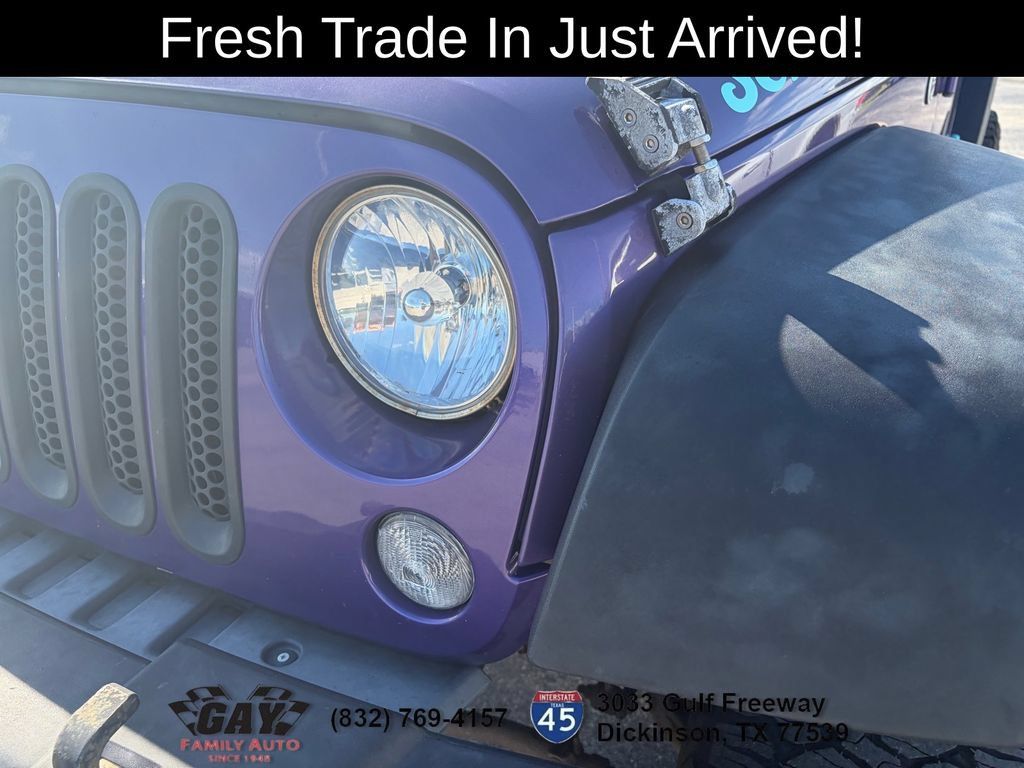 Used 2017 Jeep Wrangler Unlimited Sport AWD/4WD image 4