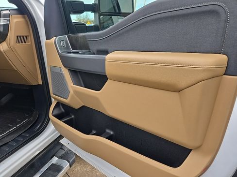 Used 2023 Ford F250 Lariat image 89