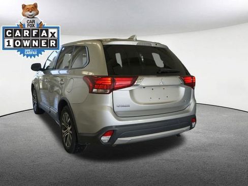 Used 2018 Mitsubishi Outlander ES FWD image 10