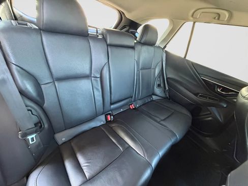 Used 2022 Subaru Outback Limited AWD/4WD image 19