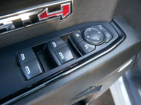 Used 2024 GMC Sierra 1500 AT4 w/ Technology Package image 10