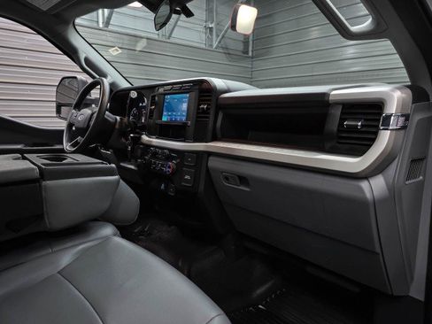 Used 2023 Ford F350 XL w/ XL Chrome Package RWD image 13