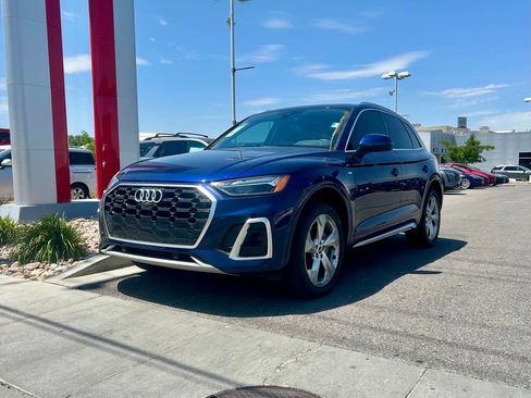 Used 2022 Audi Q5 2.0T Premium Plus w/ Premium Plus Package AWD/4WD image 3