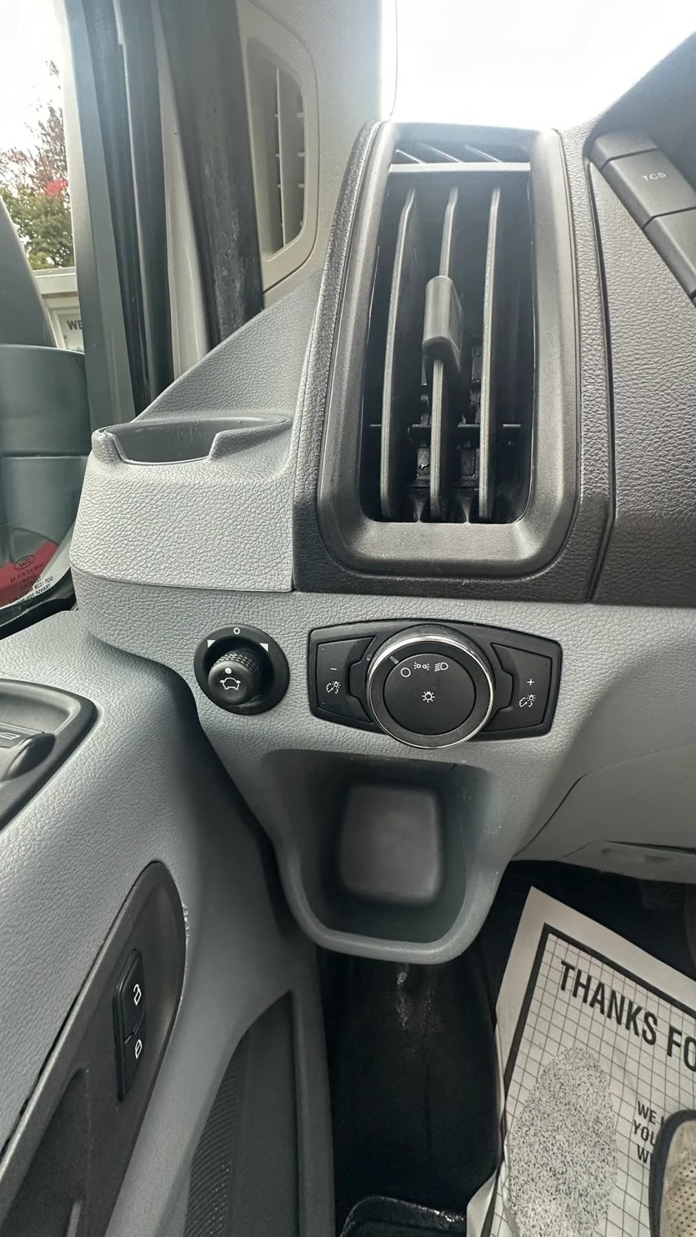 Used 2019 Ford Transit 250 130 Low Roof RWD image 17
