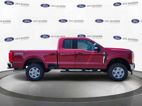 New 2026 Ford F250 XLT w/ FX4 Off-Road Package AWD/4WD image 6