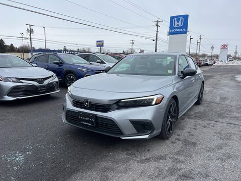 Used 2023 Honda Civic Sport image 1