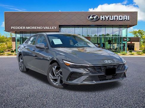 Certified 2024 Hyundai Elantra SEL w/ Convenience Package image 2