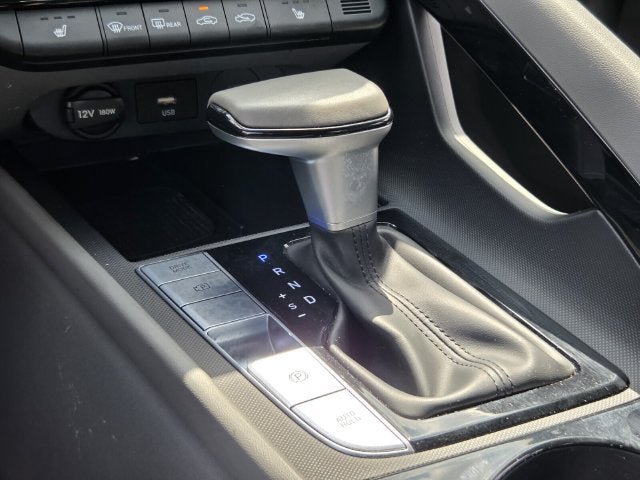 Used 2025 Hyundai Elantra SEL FWD image 22