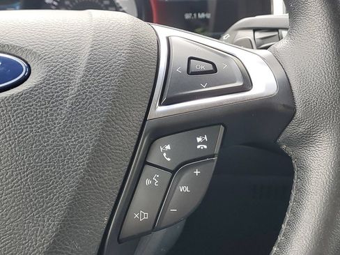 Used 2019 Ford Edge SEL w/ Equipment Group 201A AWD/4WD image 20