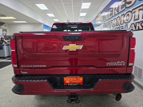 Used 2025 Chevrolet Silverado 2500 High Country w/ High Country Premium Package AWD/4WD image 6