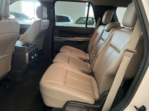 Used 2019 Ford Expedition XLT w/ Equipment Group 202A image 17