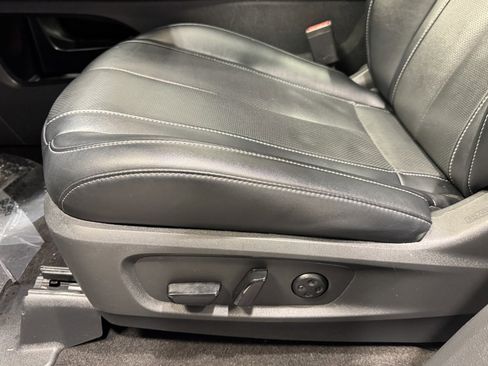 Used 2024 INFINITI QX60 Luxe image 19