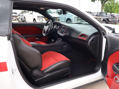 Used 2022 Dodge Challenger R/T w/ Plus Package RWD image 28