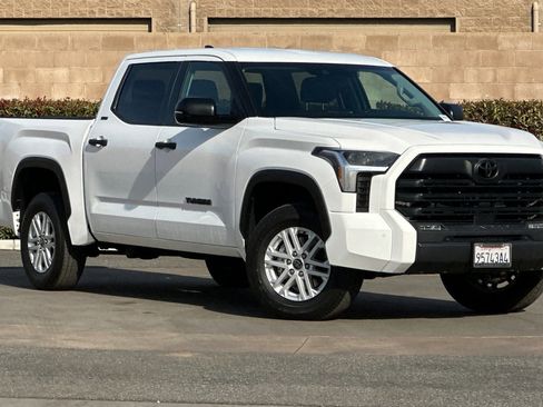 Used 2024 Toyota Tundra SR5 image 2