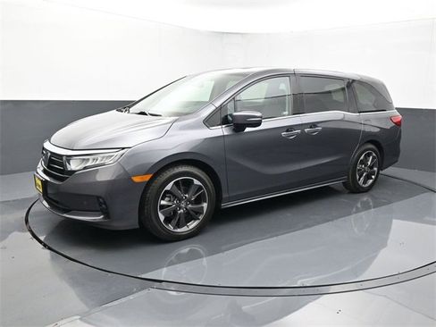 Used 2024 Honda Odyssey Elite image 2