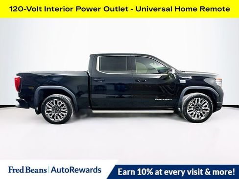Used 2025 GMC Sierra 1500 Denali Ultimate image 8