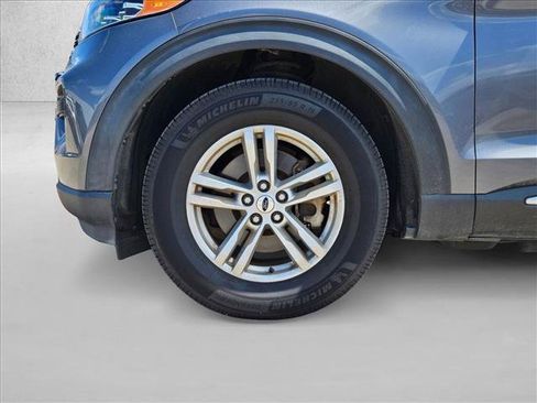 Used 2021 Ford Explorer XLT RWD image 21
