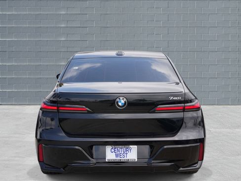 Certified 2023 BMW 740i w/ Parking Assistance Package RWD image 4
