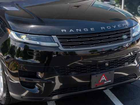 Used 2023 Land Rover Range Rover Sport SE AWD/4WD image 5