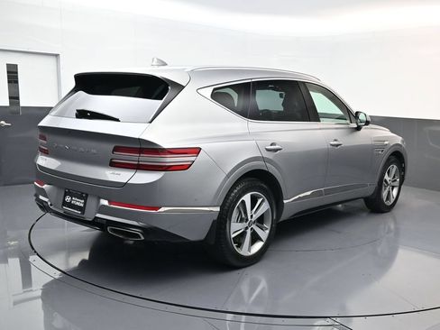 Used 2023 Genesis GV80 2.5T w/ Prestige 20" Package AWD/4WD image 3