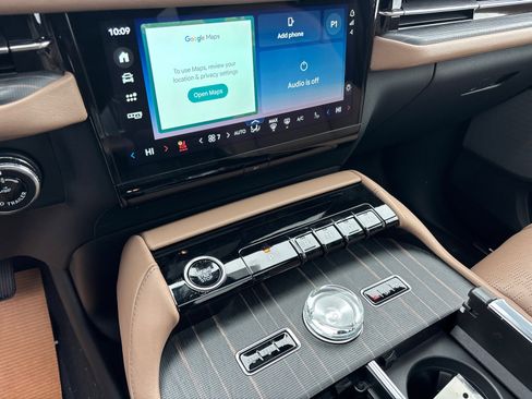 New 2025 Lincoln Navigator L Black Label image 22