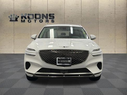 Used 2025 Genesis GV70 2.5T image 3