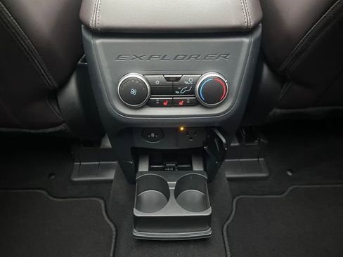 New 2026 Ford Explorer Platinum w/ LUX Leather Package image 11