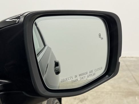 Certified 2025 Honda Pilot Elite image 13