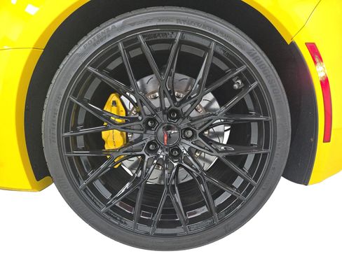 Used 2019 Chevrolet Corvette Z06 image 27