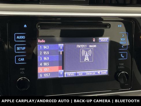 Used 2019 Toyota Corolla LE image 14