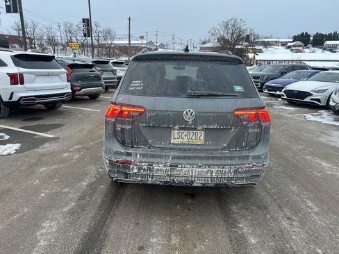 Used 2021 Volkswagen Tiguan SE R-Line image 5