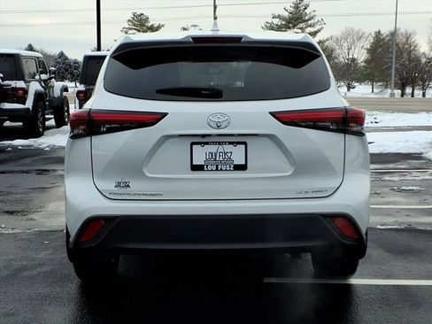 Used 2022 Toyota Highlander XLE image 33