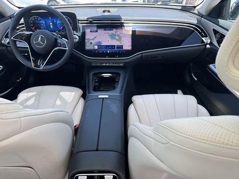 Used 2026 Mercedes-Benz E 350 Sedan image 8