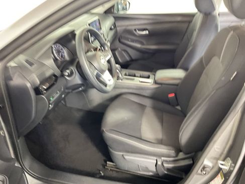 Used 2024 Nissan Sentra SV FWD image 17