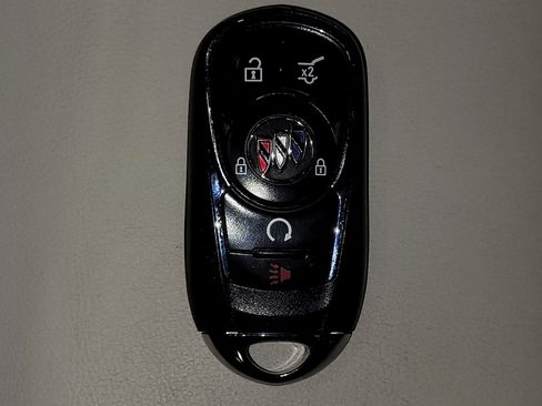 Used 2023 Buick Enclave Essence FWD image 32