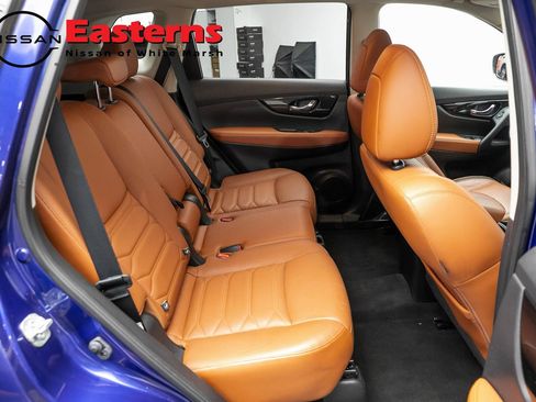 Used 2017 Nissan Rogue SL w/ SL Premium Package AWD/4WD image 22