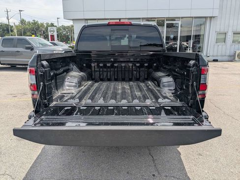 Used 2026 Nissan Frontier PRO-4X AWD/4WD image 13