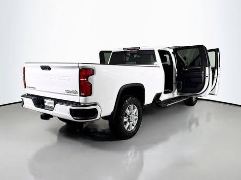 Used 2024 Chevrolet Silverado 3500 High Country w/ High Country Premium Package AWD/4WD image 26
