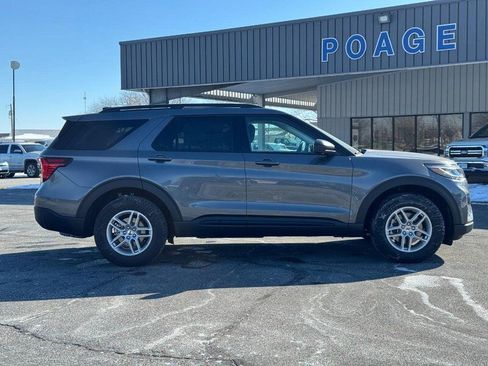 New 2026 Ford Explorer Active image 2