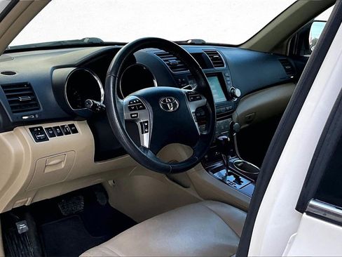 Used 2012 Toyota Highlander Limited image 15