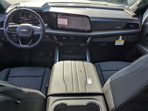 New 2026 Chevrolet Suburban High Country image 28