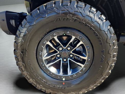 New 2025 Jeep Wrangler Rubicon image 29