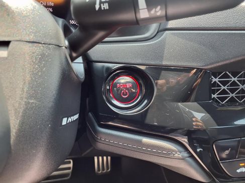 Used 2025 Honda Accord Sport image 12