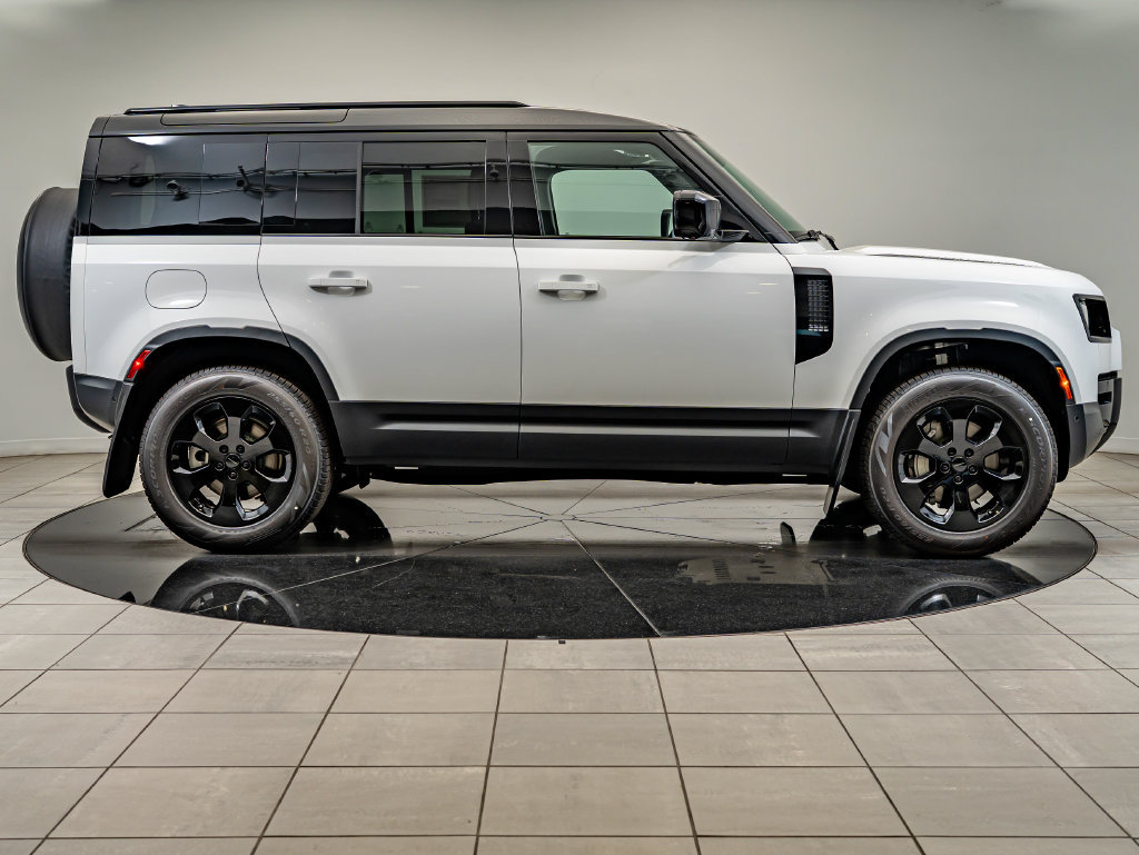 New 2026 Land Rover Defender 110 S AWD/4WD image 11