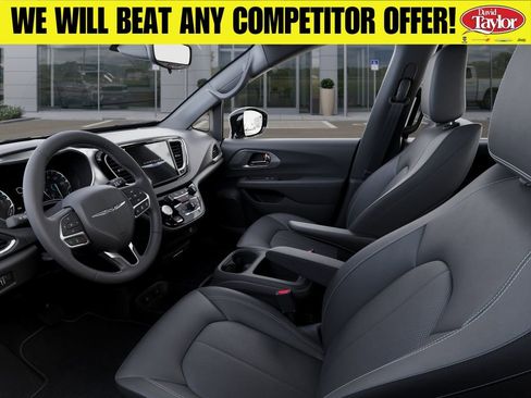New 2026 Chrysler Voyager LX FWD image 23