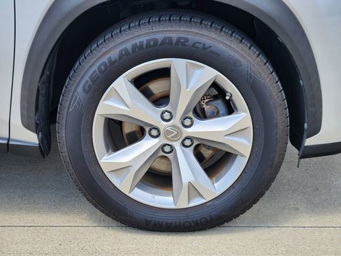 Used 2017 Lexus NX 200t FWD image 10