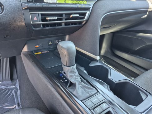 Certified 2025 Toyota Camry LE FWD image 12