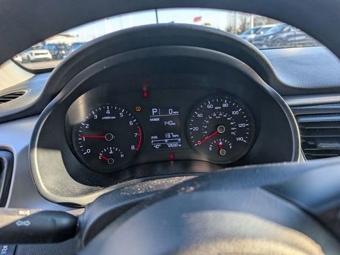 Used 2020 Kia Rio LX image 19