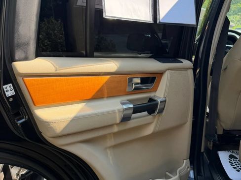 Used 2012 Land Rover LR4 HSE AWD/4WD image 11